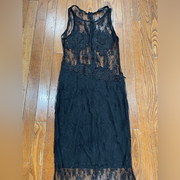 Symphony Black Lace Dress - Picture 5 of 15